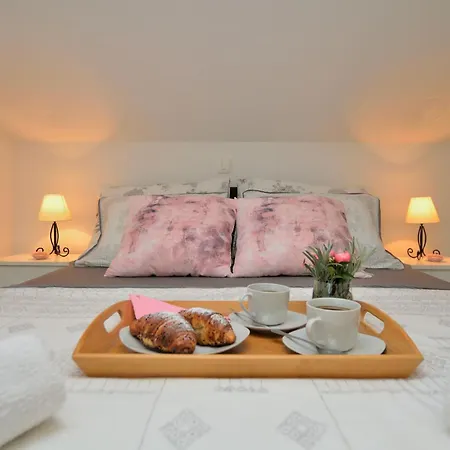 Viktoria Apartment *