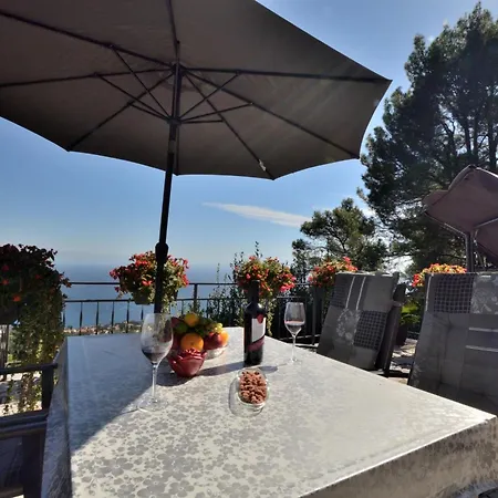 Viktoria Διαμέρισμα *