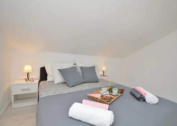 Viktoria Apartmán *