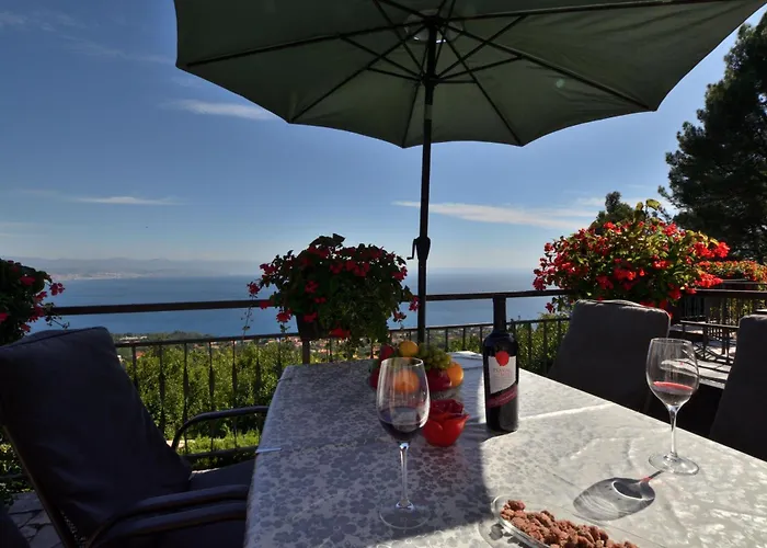 Viktoria Apartmán Lovran