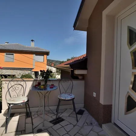 Viktoria Appartement *