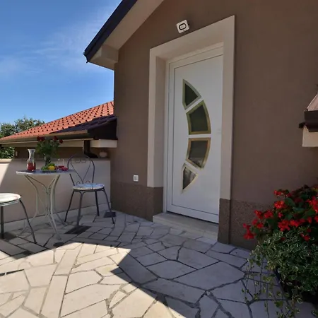 Apartamento Viktoria
