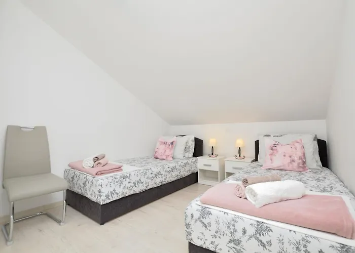 Viktoria Apartment