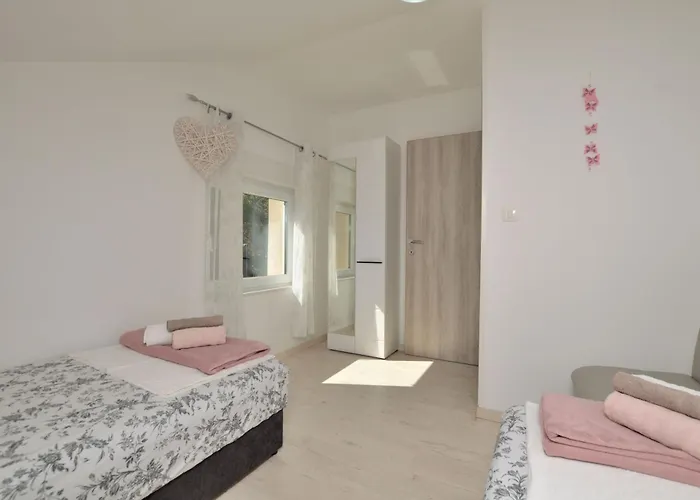Viktoria Apartment Lovran