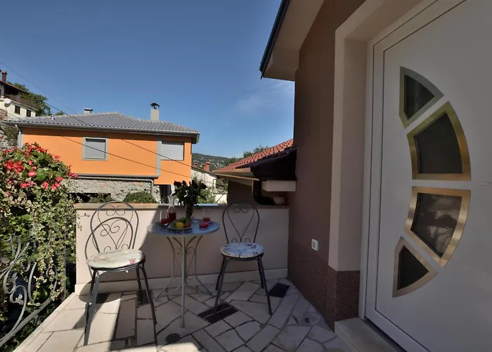 Viktoria Apartment *